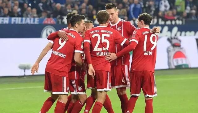  法兰克福主场击败拜仁终结对手十二连胜纪录  