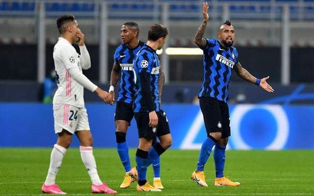  国米铁卫红牌下场陷被动  