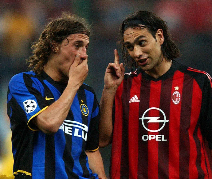  AC米兰德比战平，皮奥利帅位承压  